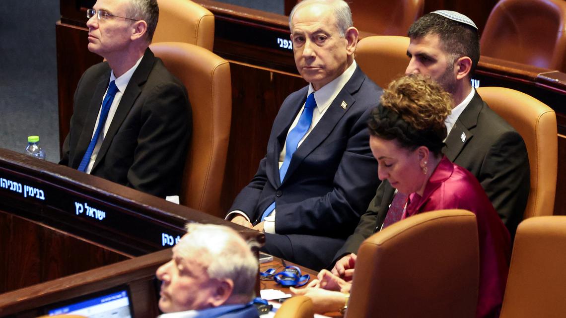 Explainer-Israeli vote to dissolve parliament may bring elections forward 