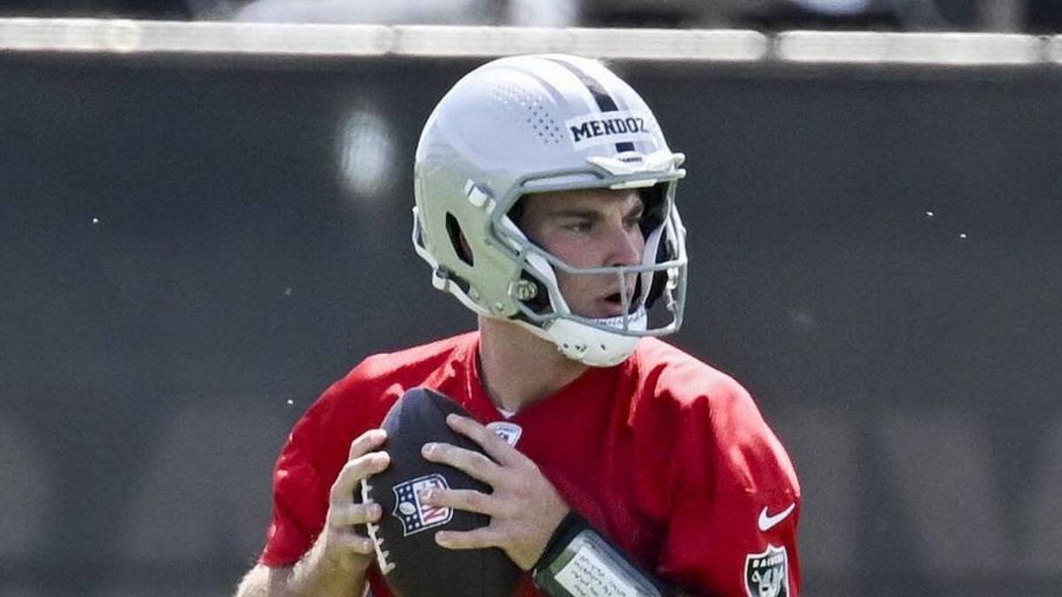  Jun 3, 2026; Henderson, NV, USA; Las Vegas Raiders quarterback Fernando Mendoza (15) runs a drill during organized team activities at Intermountain Health Performance Center. Mandatory Credit: Candice Ward-Imagn Images | Candice Ward-Imagn Images 