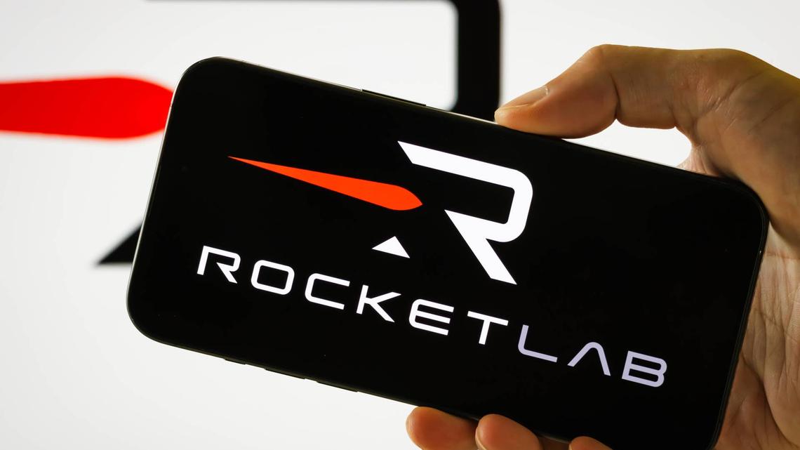 Rocket Lab stock price tumbles as $3B share sale spooks investors 