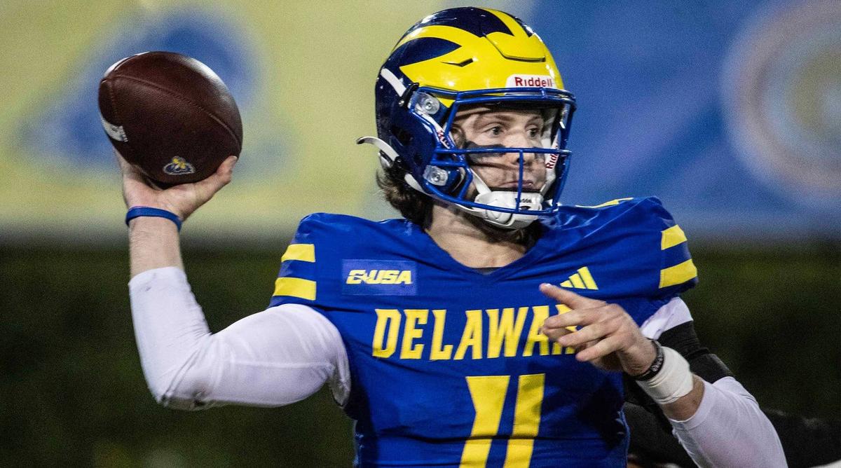  Delaware Blue Hens quarterback Nick Minicucci (4) winds up for a pass against Western Kentucky during Delaware's first home CUSA football game, which was nationally televised, at Delaware Stadium in Newark on Oct. 3, 2025. Western Kentucky won 27-24. © Benjamin Chambers/Delaware News Journal / USA TODAY NETWORK via Imagn Images