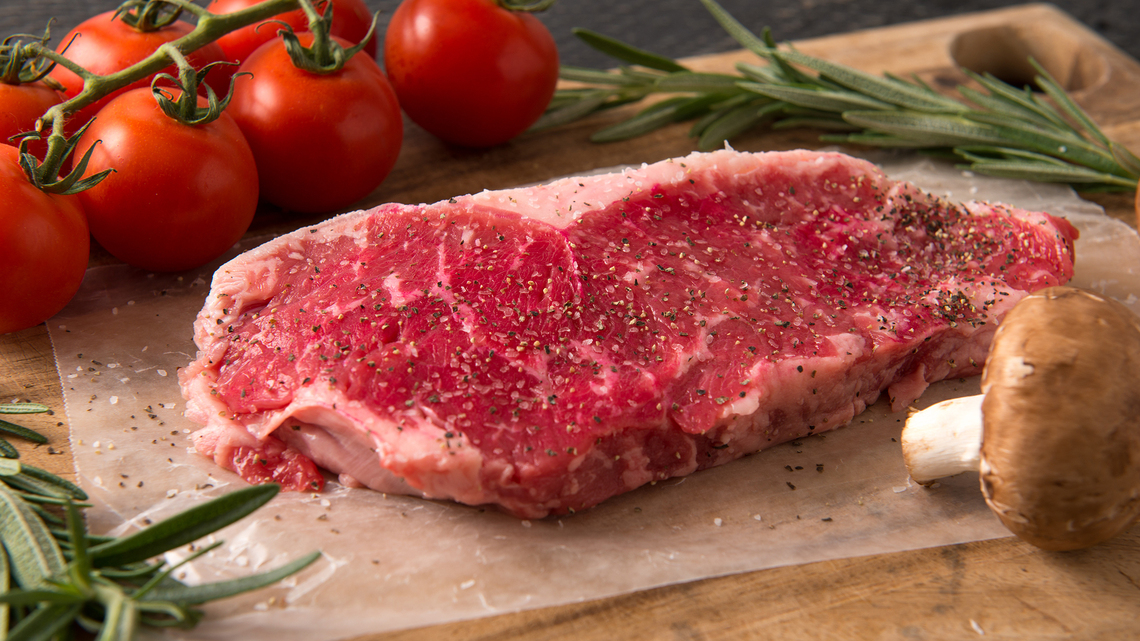 Crispy edges, juicy core: Try these pro tips when cooking steak