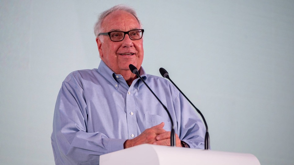 What is Howard Buffett's net worth in 2026? The new Berkshire chair's wealth & shares 
