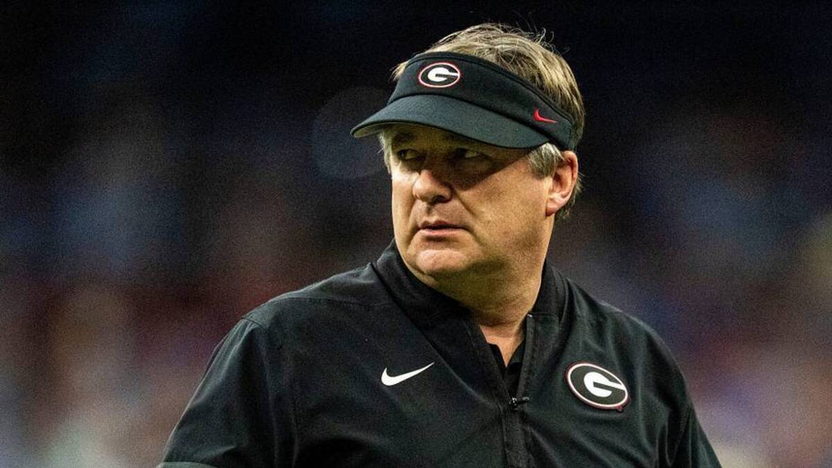  Georgia head coach Kirby Smart looks toward the field during the Sugar Bowl and College Football Playoff quarterfinals at Caesars Superdome in New Orleans, La., on Thursday, Jan. 1, 2026. | Ayrton Breckenridge/Clarion Ledger / USA TODAY NETWORK via Imagn Images 