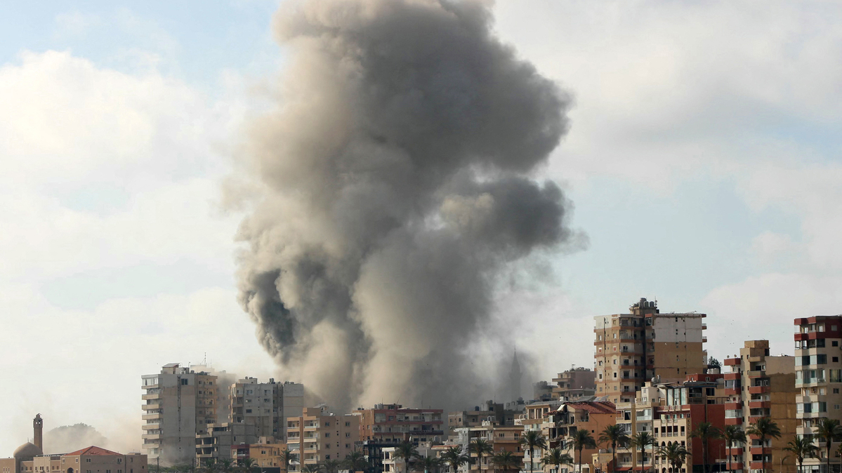 Smoke rises from the site of an Israeli airstrike that targeted a neighborhood in the southern Lebanese coastal city of Tyre on June 7, 2026. Israel and Hezbollah regularly exchange fire but the south of the capital -- including districts seen as bastions of the Iran-backed group -- has been relatively spared, having been struck only twice since mid-April. Israel later issued an evacuation warning for most of the southern Lebanese city of Tyre and its surroundings, a more frequent site of strikes. (Kawnat Haju/AFP/Getty Images/TNS)