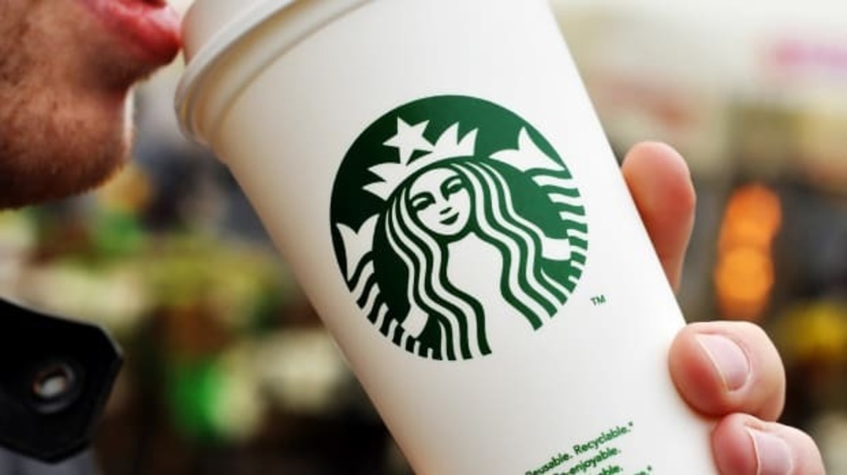 A sword attack, assaults by customers, understaffing, and other issues prompted a Fresno Starbucks worker to warn the coffee chain’s president Friday that workers planned to unionize, joining a nationwide movement.