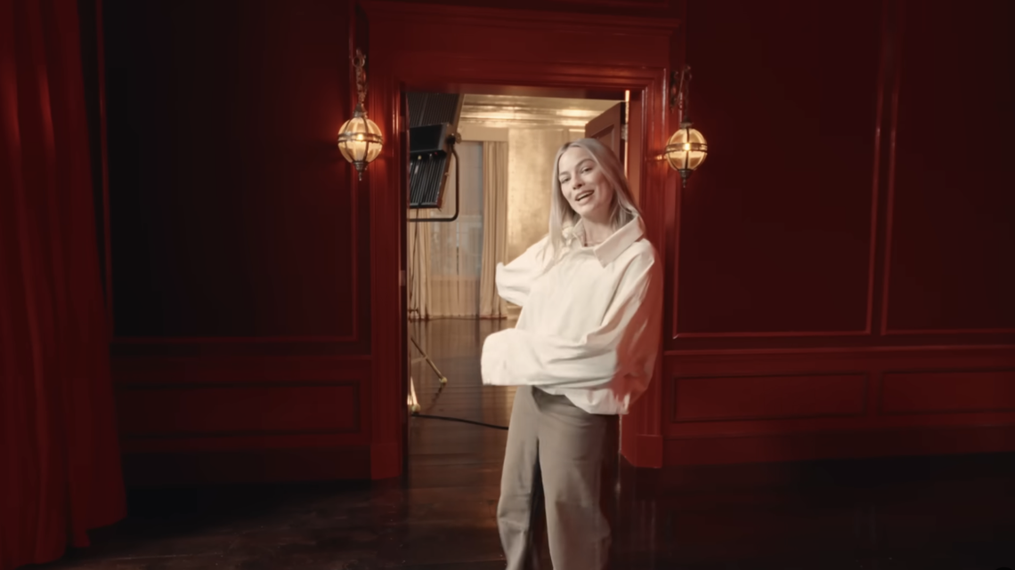 Margot Robbie Shares Tour of Cathy's Regency House From 'Wuthering Heights'-Including a Look Into Her 'Skin Room' 