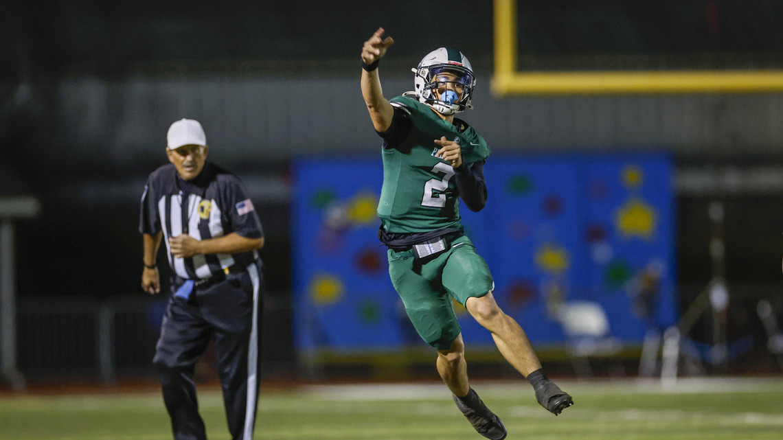 Fung-tastic! Palo Alto QB accounts for 5 TDs as Vikings continue resurgence with win over Burlingame 
