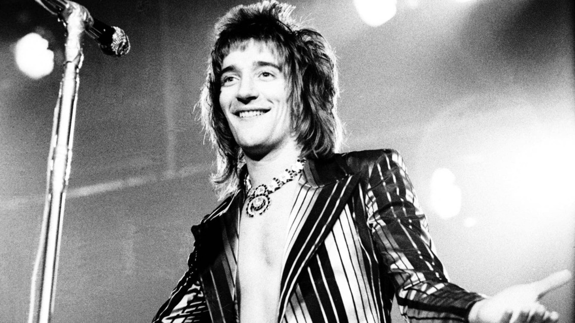 ‘70s Rock Legend Needs Oxygen On Stage, Says He 'Nearly Fainted' While Performing 