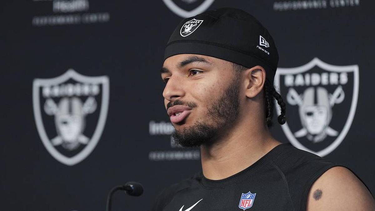  May 2, 2026; Henderson, NV, USA; Las Vegas Raiders safety Treydan Stukes (31) speaks during a news conference at the team's Rookie Minicamp at Intermountain Health Performance Center. Mandatory Credit: Candice Ward-Imagn Images | Candice Ward-Imagn Images 
