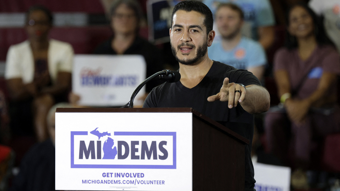 Commentary: I worked on Hillary Clinton's 2016 campaign. Abdul El-Sayed is repeating our biggest mistake 