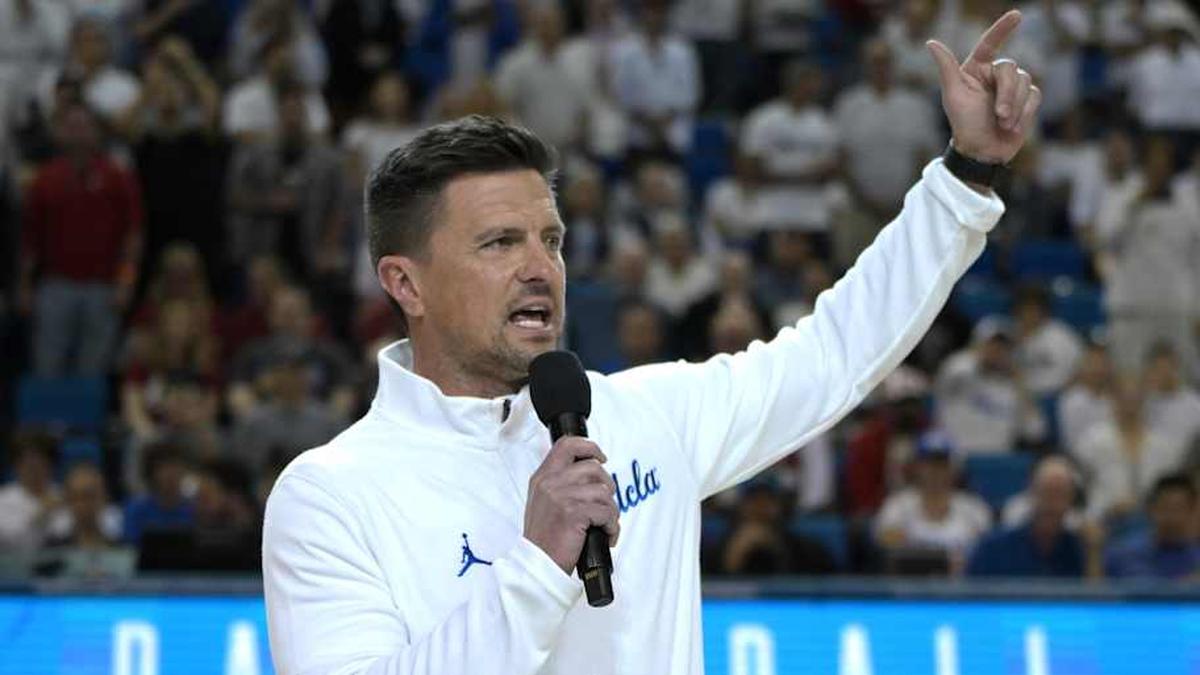  Jan 31, 2026; Los Angeles, California, USA; UCLA Bruins head football coach Bob Chesney is introduced during the basketball game against the Indiana Hoosiers at Pauley Pavilion presented by Wescom Financial. Mandatory Credit: Jayne Kamin-Oncea-Imagn Images | Jayne Kamin-Oncea-Imagn Images 