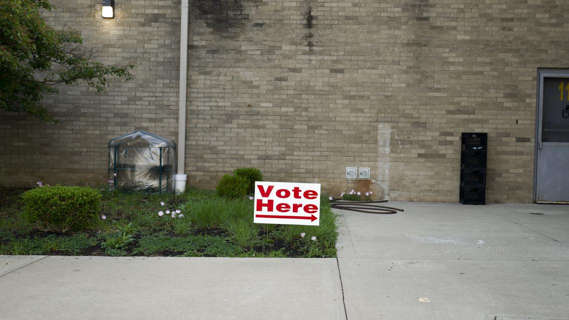 Latest Indicator of Political Discontent: 43% of Voters Dissatisfied With Both Parties