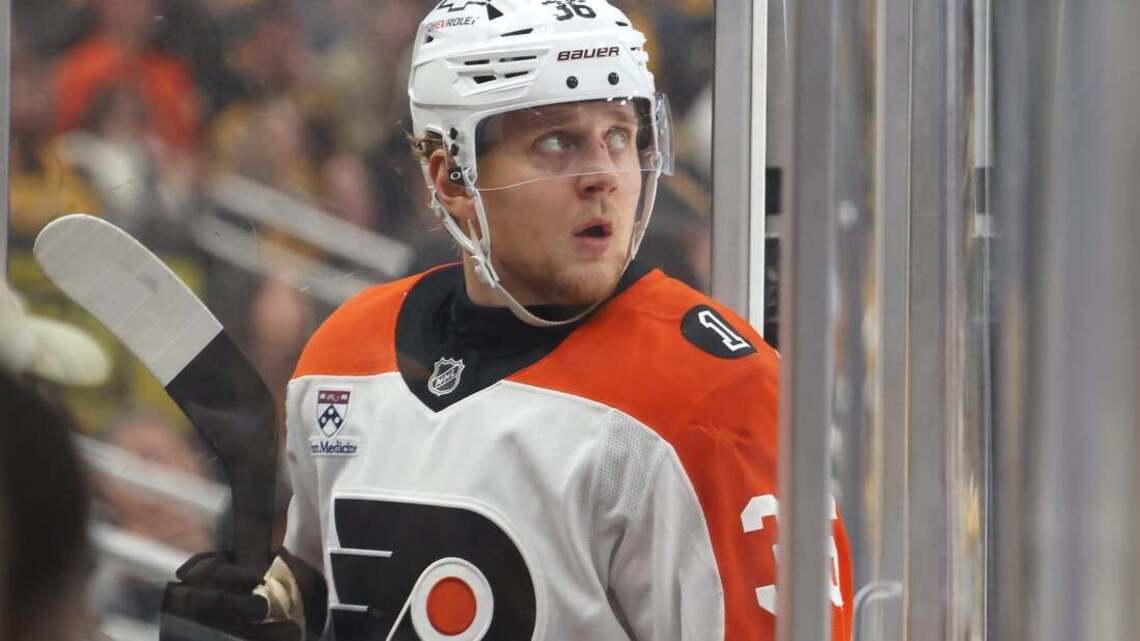 Flyers, Maple Leafs swap goaltenders and defensemen 