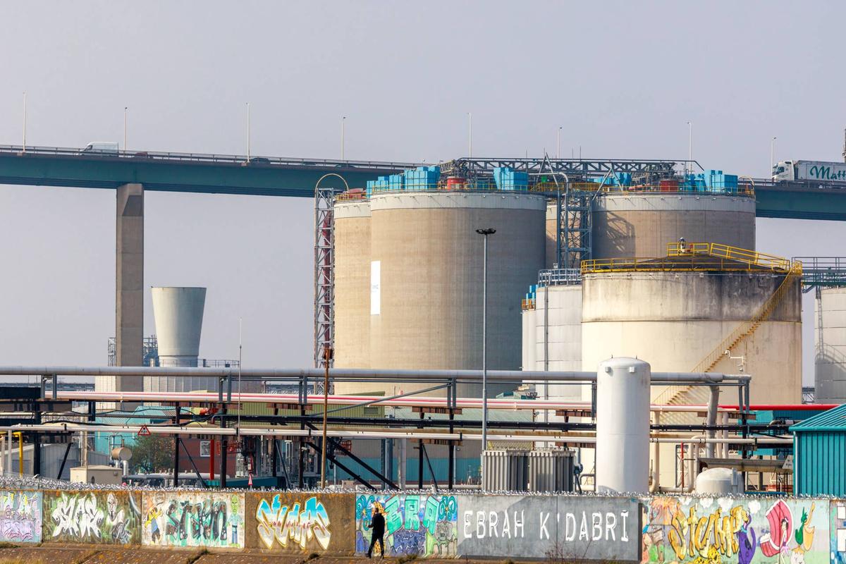  UBS raises oil price forecasts amid supply disruption concerns. 