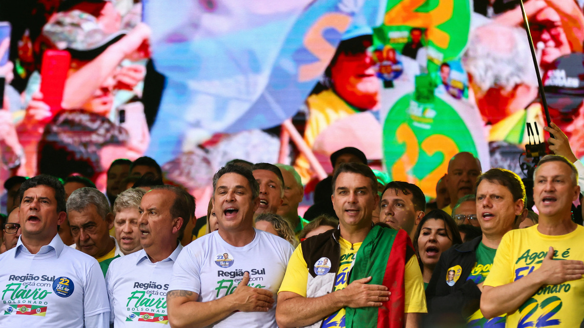 Brazil's Bolsonaro racks up endorsements, shaping potential governing bloc 