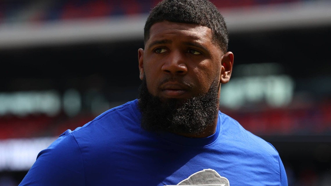 Police Close Investigation Into Buffalo Bills Star Ed Oliver's Son's Death 