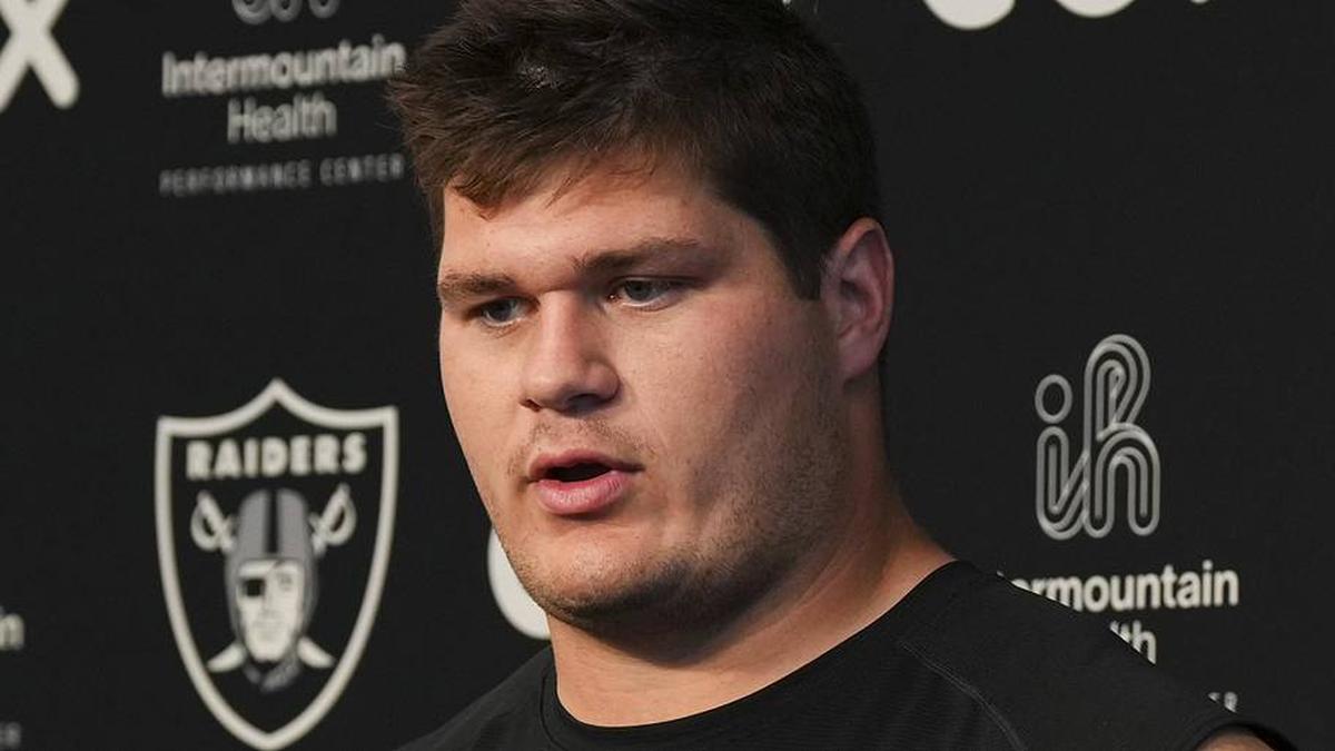  May 28, 2026; Henderson, NV, USA; Las Vegas Raiders center Tyler Linderbaum (65) speaks during a news conference during organized team activities at Intermountain Health Performance Center. Mandatory Credit: Candice Ward-Imagn Images | Candice Ward-Imagn Images 