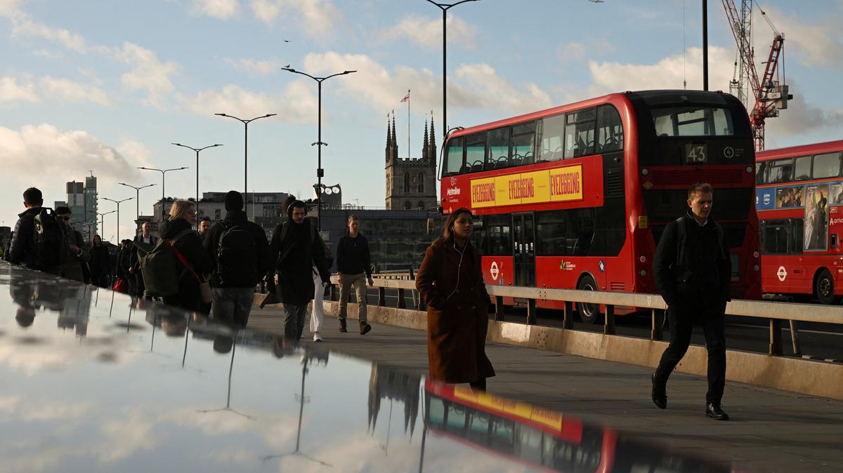 People walk on London Bridge, in London, Britain, February 16, 2026. REUTERS/Jaimi Joy