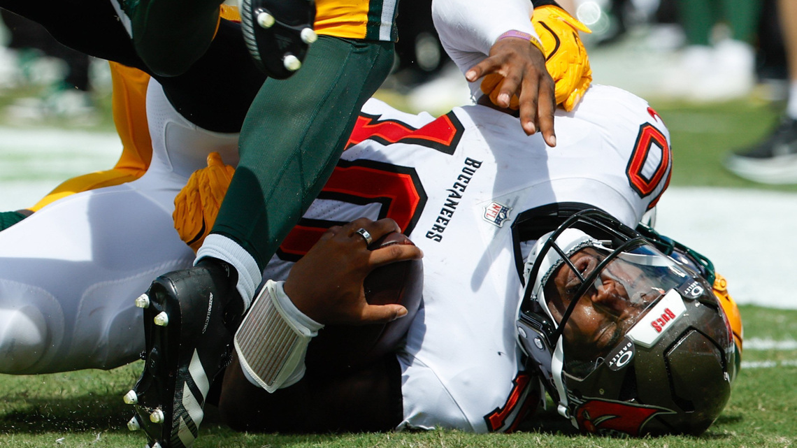 New quarterback, same problems as Buccaneers lose to Packers to fall to 0-4 