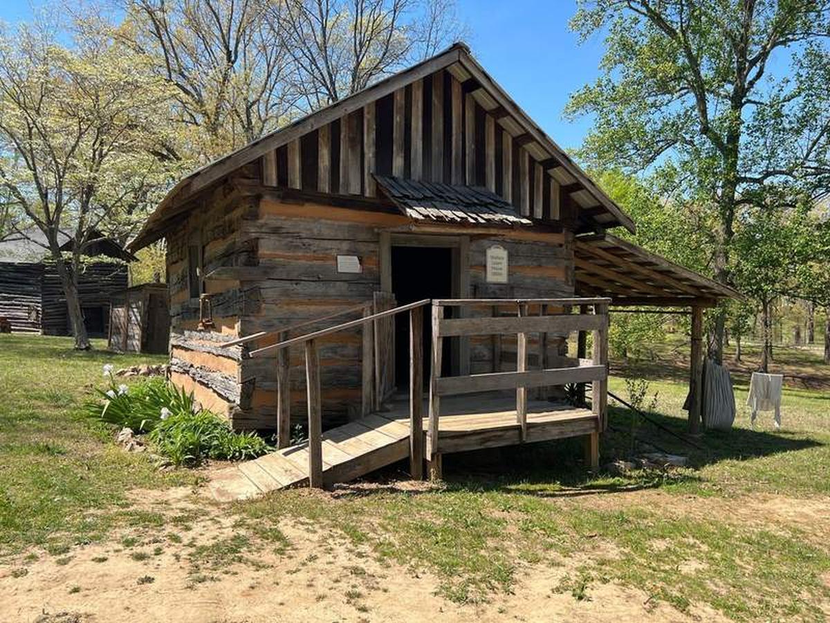  Historic Collinsville showcases early pioneer life in Tennessee. Photo credit: Kimberly Stroh 