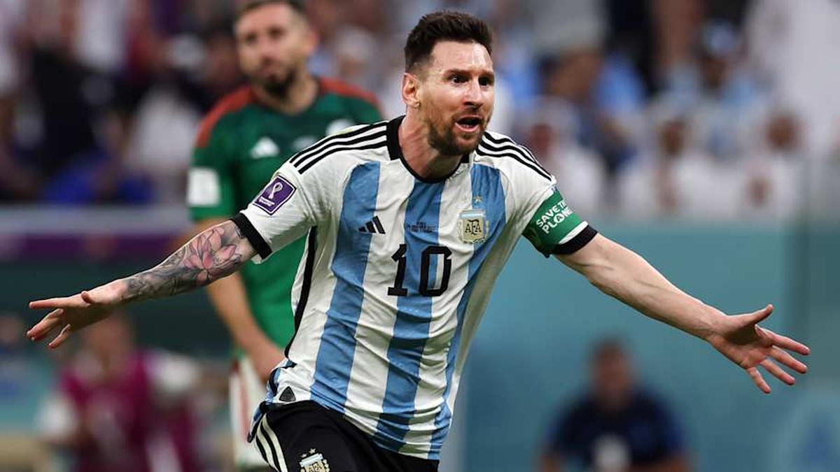  Lionel Messi. | Ian MacNicol/Getty Images 