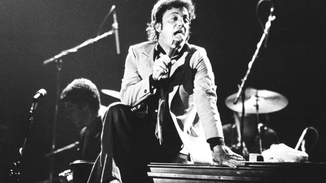 1974 Soft Rock Classic With an Iconic Harmonica Solo Became a Breakthrough Anthem, Despite Never Reaching No. 1 