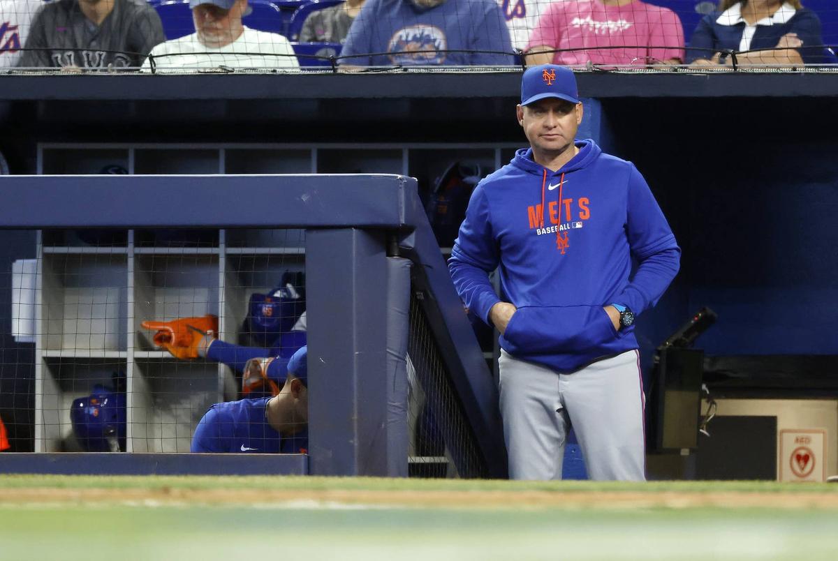  New York Mets manager Carlos Mendoza (64) © Rhona Wise-Imagn Images