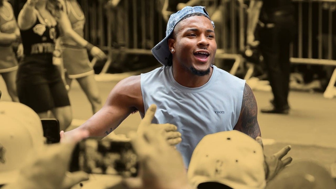 Miles McBride reveals the biggest amount NY Knicks players spent on dinner: "I've seen some bills definitely get up there" 