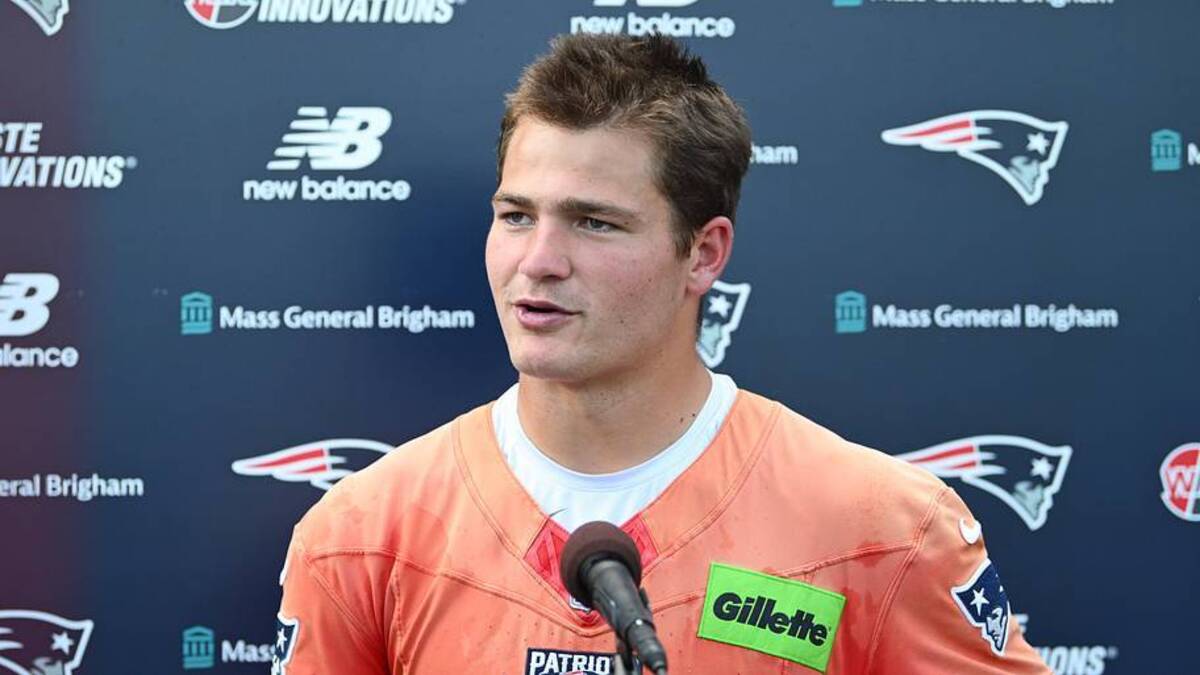  Jun 10, 2026; Foxborough, MA, USA; New England Patriots quarterback Drake Maye (10) speaks to the media after minicamp at Gillette Stadium. Mandatory Credit: Eric Canha-Imagn Images | Eric Canha-Imagn Images 