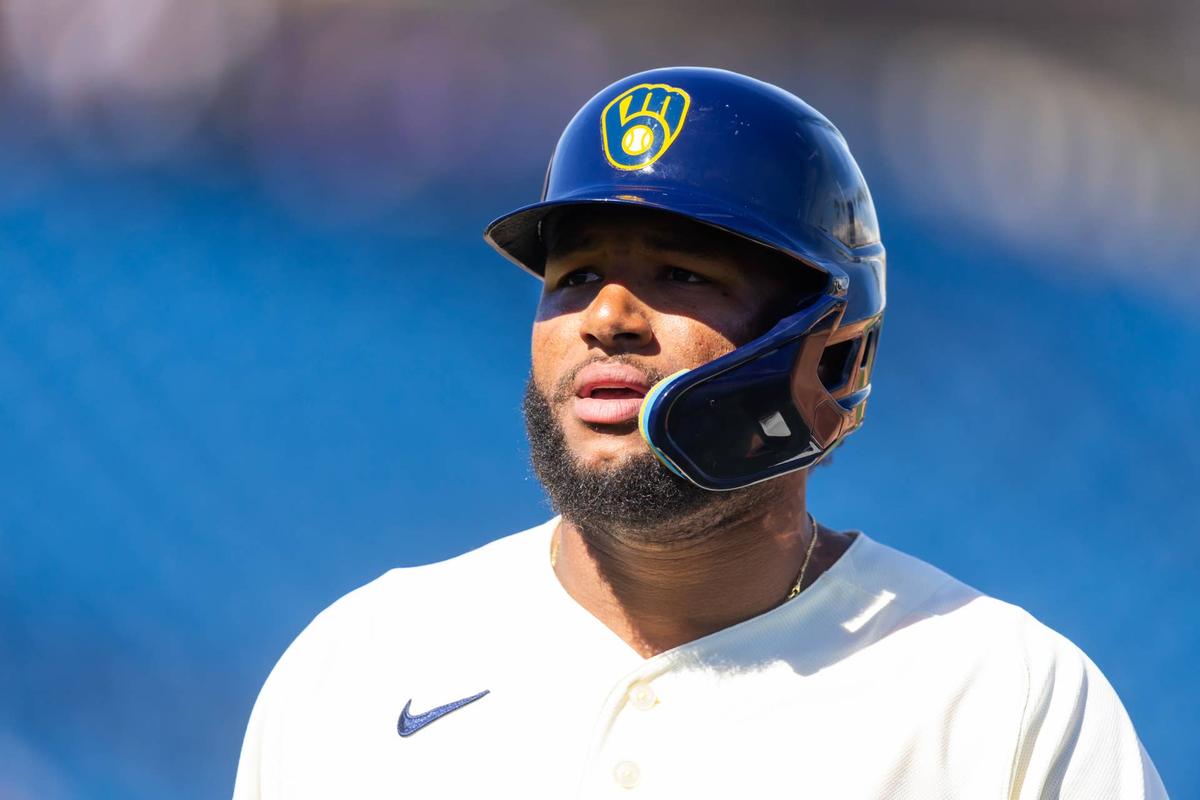  Milwaukee Brewers outfielder Jackson Chourio (11) © Mark J. Rebilas-Imagn Images