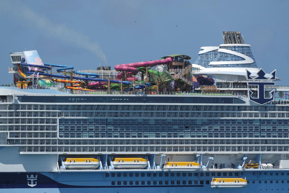 Royal Caribbean's Star of the Seas cruise ship is docked at the Costa Maya Cruise Port, after Mexican authorities rejected a large water park planned for the area by Royal Caribbean, in Mahahual, Quintana Roo state, Mexico May 20, 2026. REUTERS/Paola Chiomante