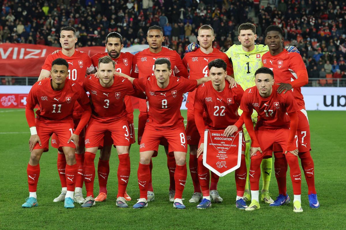  Players of Switzerland line up before a game. Photo by Alexander Hassenstein/Getty Images)