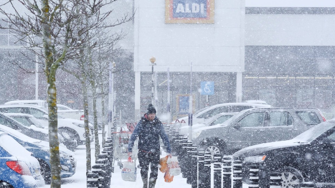 Keep Your Home Cozy This Winter for Less With Aldi's $7 Find 