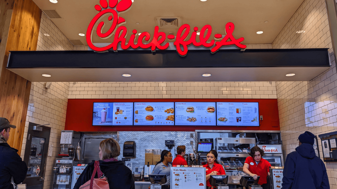 The 10 best fried chicken chains in America, according to diners—and Chick-fil-A is only #3 