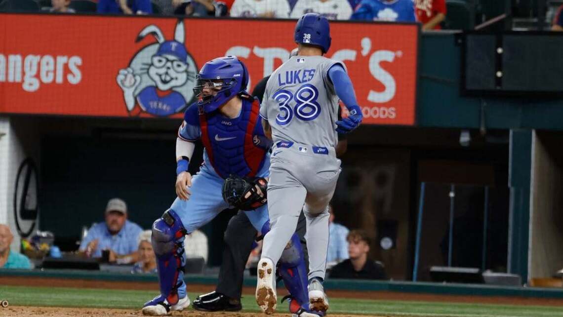 Nathan Lukes' offense helps Blue Jays get critical win at Rangers