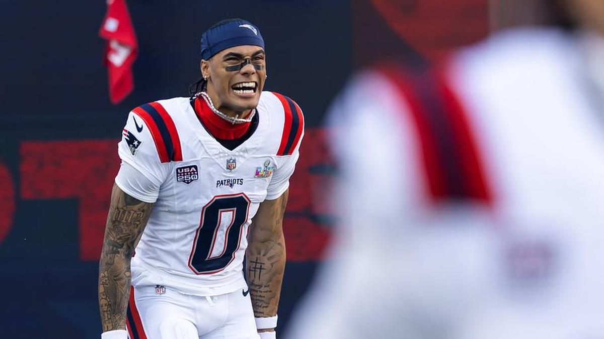  Feb 8, 2026; Santa Clara, CA, USA; New England Patriots cornerback Christian Gonzalez (0) against the Seattle Seahawks during Super Bowl LX at Levi's Stadium. Mandatory Credit: Mark J. Rebilas-Imagn Images | Mark J. Rebilas-Imagn Images 