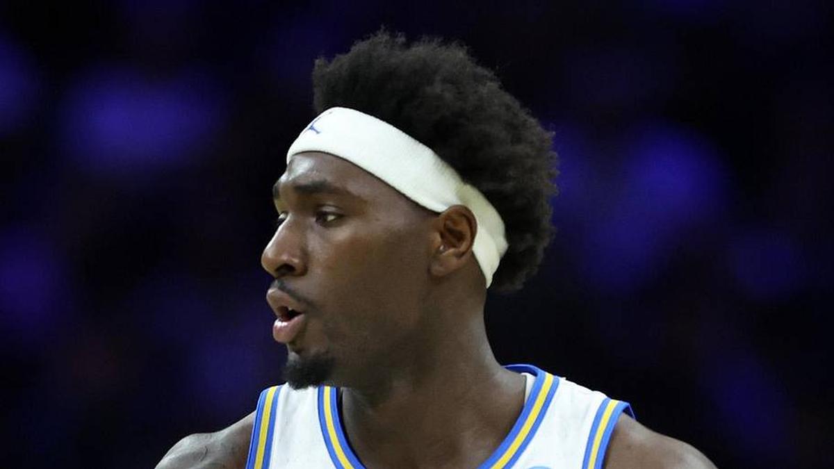  Mar 20, 2026; Philadelphia, PA, USA; UCLA Bruins forward Eric Dailey Jr. (3) reacts against the UCF Knights in the first half during a first round game of the men's 2026 NCAA Tournament at Xfinity Mobile Arena. Mandatory Credit: Bill Streicher-Imagn Images | Bill Streicher-Imagn Images 
