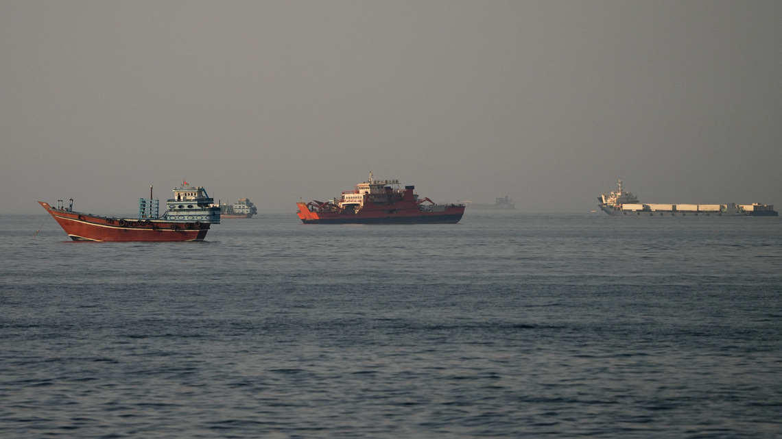 Scouring the Strait of Hormuz for mines could take weeks 
