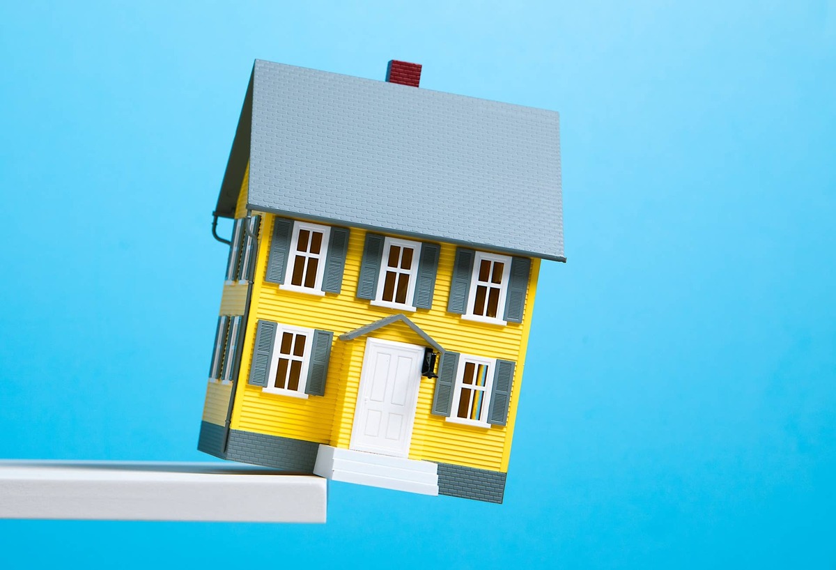  A record 242 U.S. cities have $1 million starter homes, Zillow says. 