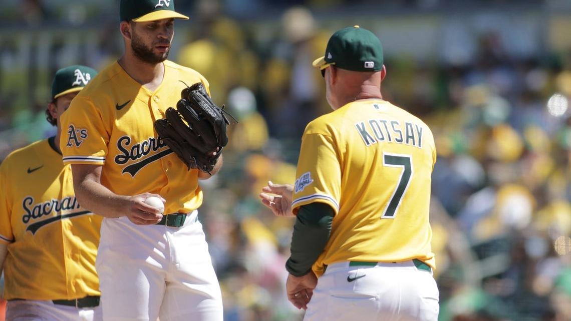 A's manager Mark Kotsay wants better effort against Astros