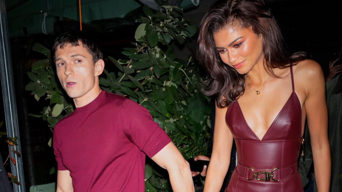 Zendaya Crashes Las Vegas Wedding Amid Tom Holland Rumors 