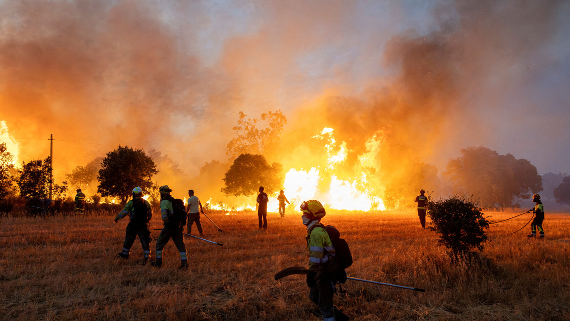 Wildfires, heat waves threaten to undermine air quality, UN weather agency says