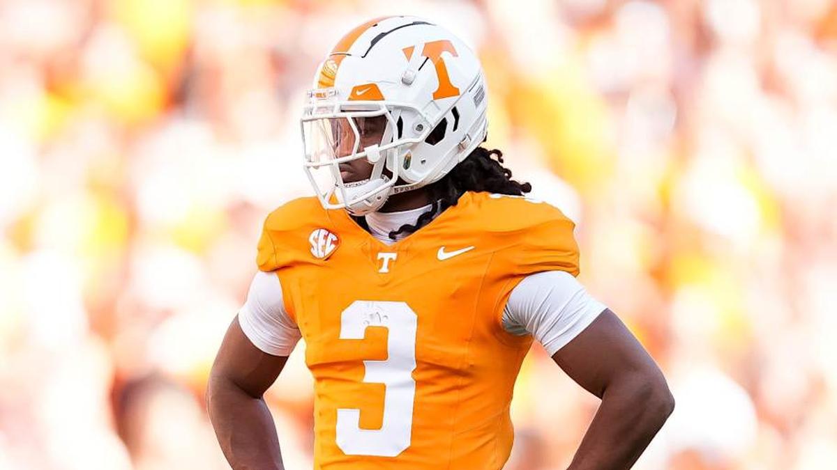  Tennessee defensive back Jermod McCoy (3) during an SEC conference game between Tennessee and Alabama in Neyland Stadium on Saturday, Oct. 19, 2024. | Caitie McMekin/News Sentinel / USA TODAY NETWORK via Imagn Images 