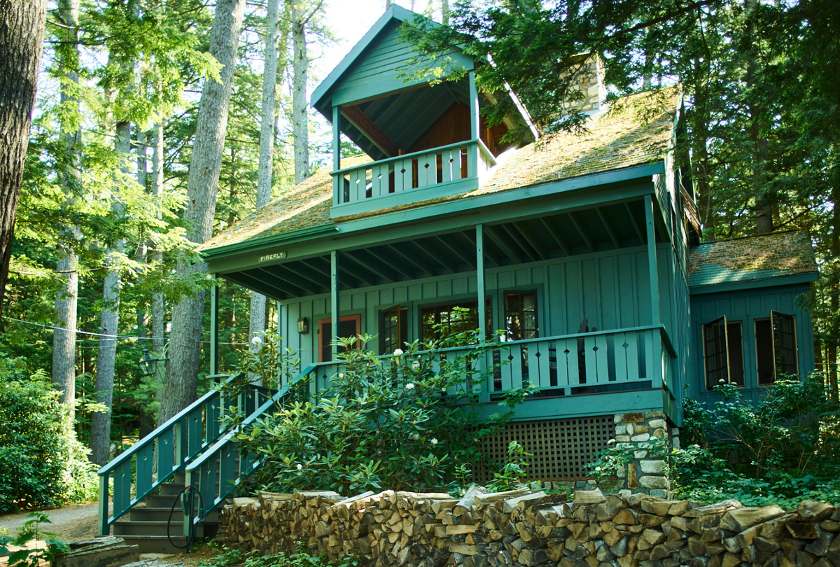  Cabin at Migis Lodge. 