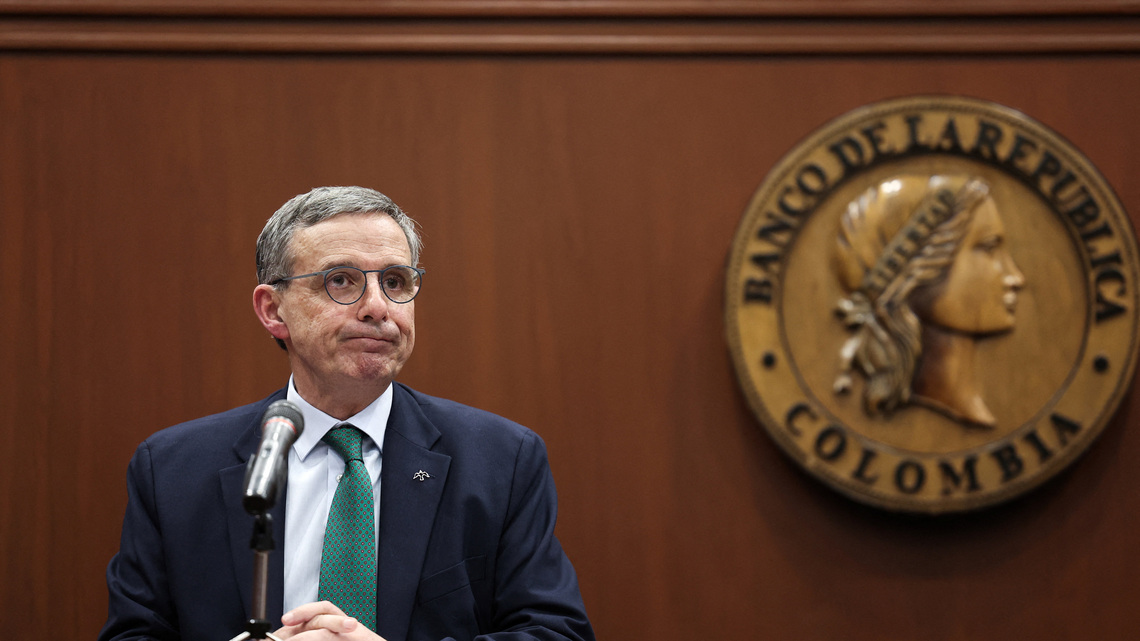 Colombia to enact 2027 budget by decree after congressional process fails 