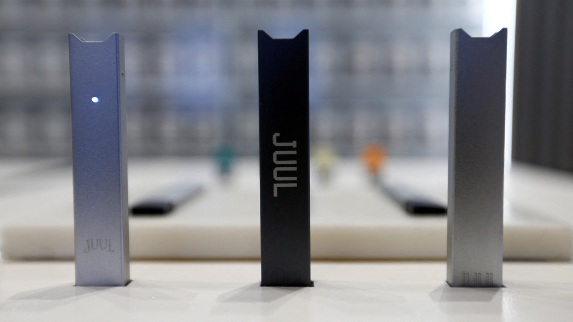 FDA allows marketing of Juul's new e-cigarettes and flavored pods