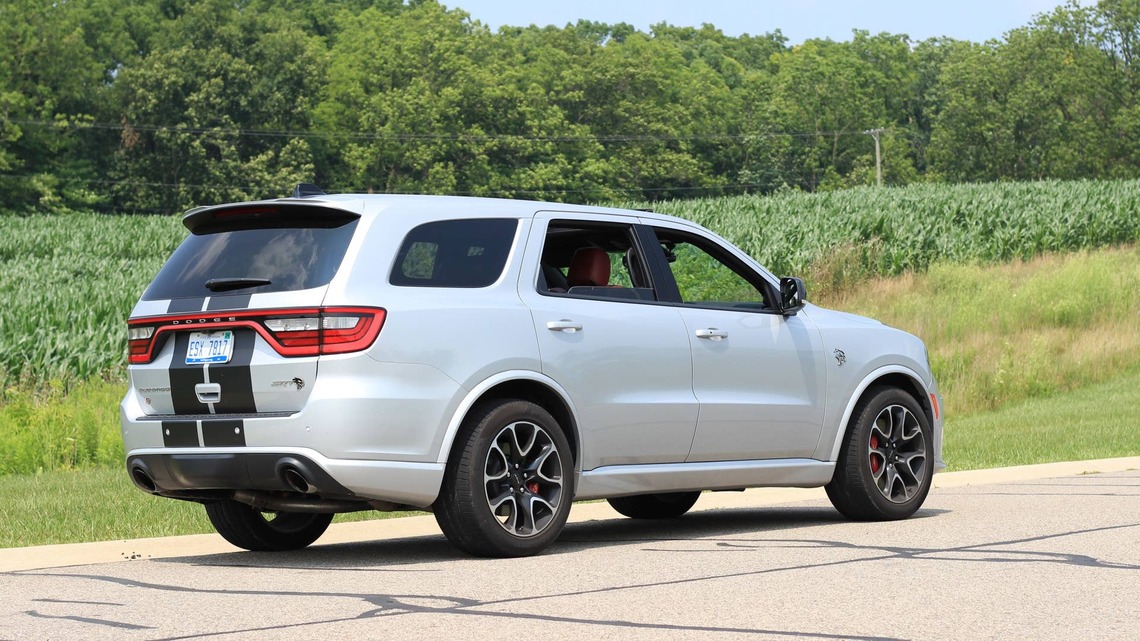 Dodge Tried to Fix Flying Durango Spoilers, but the Problem Came Back 