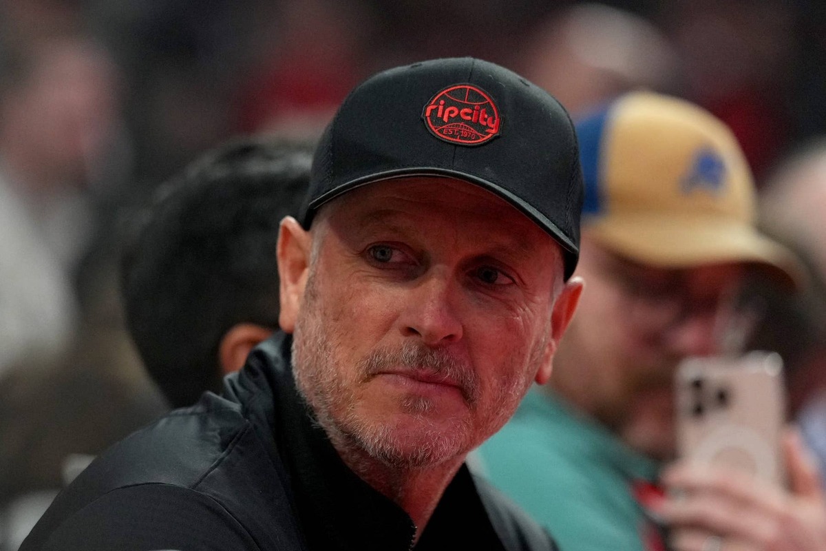  New Portland Trail Blazers owner Tom Dundon reportedly did not want to pay Tiago Splitter a market-value contract and instead let him go to the Chicago Bulls. 