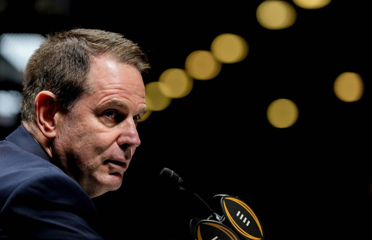  Indiana Hoosiers head coach Curt Cignetti answers questions during media day for the College Football Playoff National Championship Game at Miami Beach Convention Center on Jan. 17, 2026. Grace Hollars/IndyStar / USA TODAY NETWORK via Imagn Images