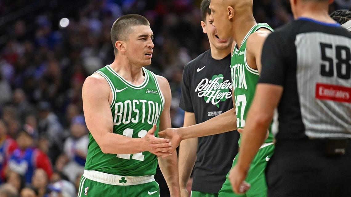Payton Pritchard (32), Celtics shoot down Sixers, lead 3-1 